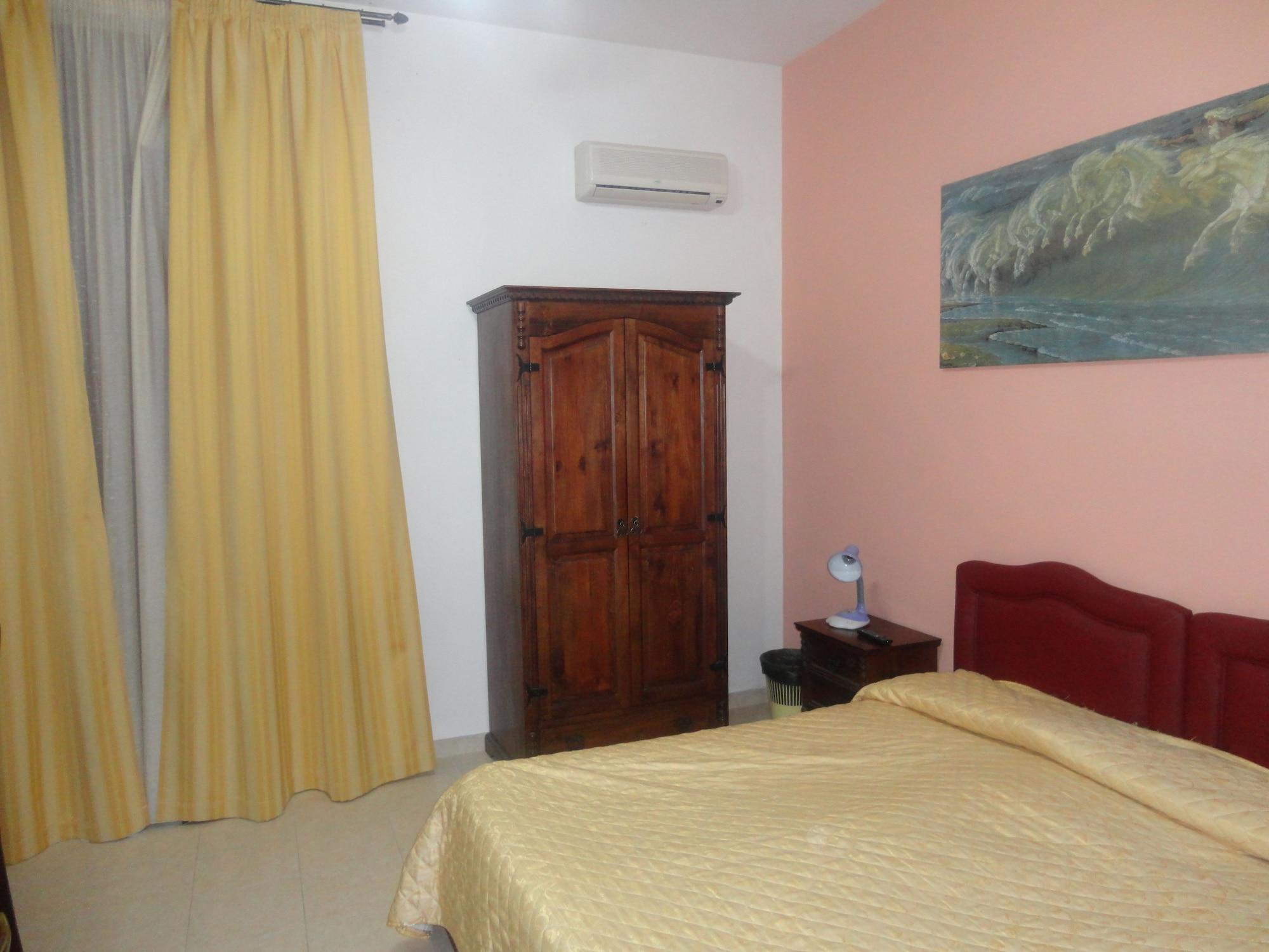 Bed & Breakfast Delle Palme Trapani Exterior photo