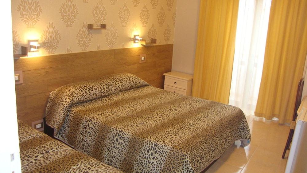 Bed & Breakfast Delle Palme Trapani Exterior photo